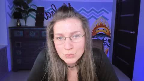 Snapshot of fridatander chatting on March 8, 2025, 4:06 pm Frida Tander online show from March 8, 2025, 4:06 pm