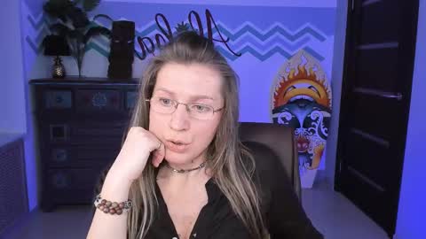 Snapshot of fridatander chatting on March 8, 2025, 7:09 pm Frida Tander online show from March 8, 2025, 7:09 pm