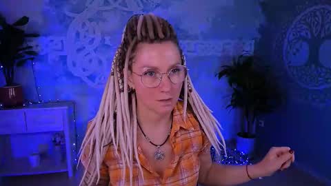 Frida Tander online show from March 26, 2026, 7:14 am