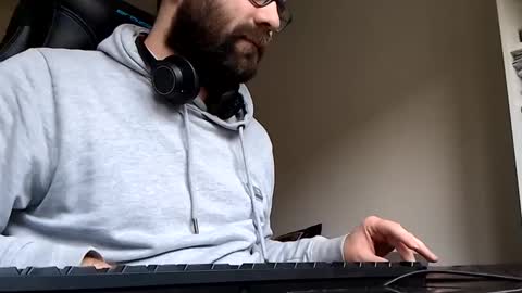 Snapshot of friendshipplus chatting on December 3, 2024, 8:49 am friendshipplus online show from December 3, 2024, 8:49 am