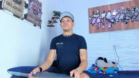 Adam y pitter online show from October 3, 2025, 11:35 pm