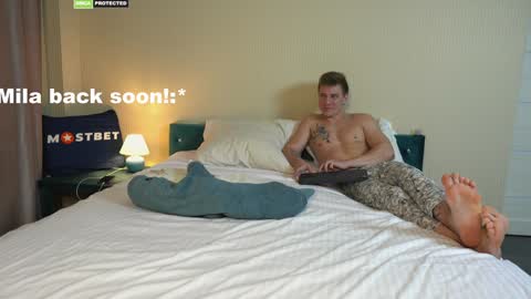 friendsurdreams online show from December 17, 2024, 3:06 pm