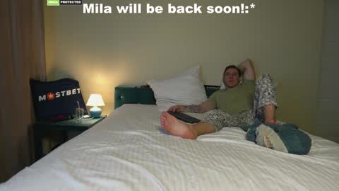 friendsurdreams online show from December 24, 2024, 7:00 pm