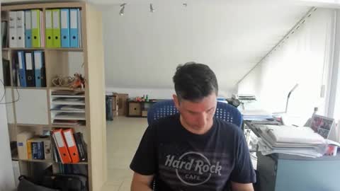 Francois online show from April 19, 2026, 10:25 am