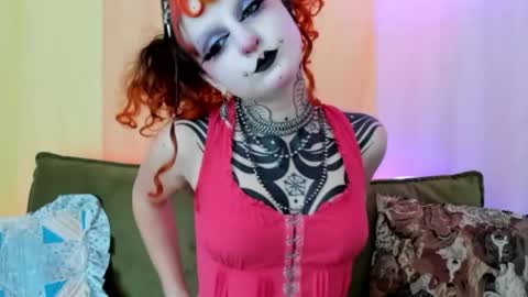 Snapshot of friskyflowers chatting on April 19, 2026, 11:07 pm cherry online show from April 19, 2026, 11:07 pm