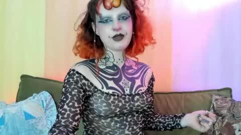 Snapshot of friskyflowers chatting on April 28, 2026, 2:27 am cherry online show from April 28, 2026, 2:27 am