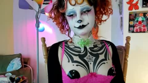 Snapshot of friskyflowers chatting on May 9, 2026, 1:33 am cherry online show from May 9, 2026, 1:33 am