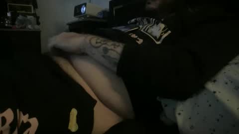 F. online show from November 2, 2025, 9:11 am