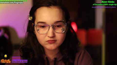   Jaywise Frogfoot  online show from December 3, 2024, 7:33 pm