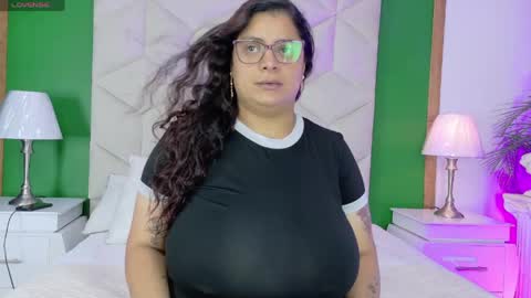Lucy online show from April 23, 2026, 1:24 pm