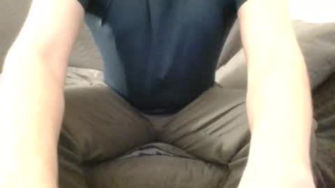 Snapshot of frowx chatting on February 11, 2026, 10:59 pm Frowxy online show from February 11, 2026, 10:59 pm