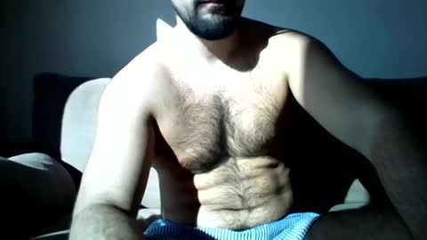 frvench online show from March 1, 2026, 3:03 pm