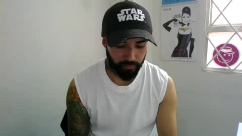 Snapshot of ftmen chatting on June 24, 2026, 7:46 pm Jestevan online show from June 24, 2026, 7:46 pm