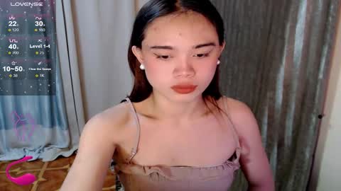 Snapshot of fuchsia_love chatting on October 9, 2025, 4:49 pm HI IM RONA DONT FORGET GIVE ME THUMBS UP AND JOIN TO MY FANCLUB online show from October 9, 2025, 4:49 pm