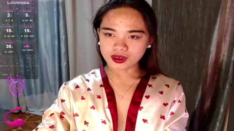 Snapshot of fuchsia_love chatting on October 11, 2025, 6:17 pm HI IM RONA DONT FORGET GIVE ME THUMBS UP AND JOIN TO MY FANCLUB online show from October 11, 2025, 6:17 pm