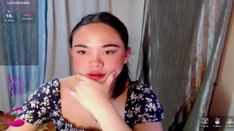 Snapshot of fuchsia_love chatting on October 14, 2025, 9:26 pm HI IM RONA DONT FORGET GIVE ME THUMBS UP AND JOIN TO MY FANCLUB online show from October 14, 2025, 9:26 pm