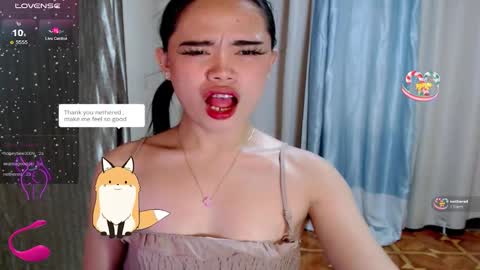 Snapshot of fuchsia_love chatting on October 17, 2025, 9:50 pm HI IM RONA DONT FORGET GIVE ME THUMBS UP AND JOIN TO MY FANCLUB online show from October 17, 2025, 9:50 pm