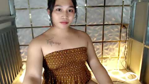 ITS ME CRYSTAL online show from February 17, 2026, 2:46 pm