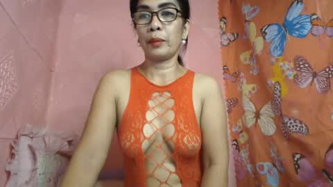 Snapshot of fuckinghairy49 chatting on December 13, 2024, 6:21 am mariposa online show from December 13, 2024, 6:21 am