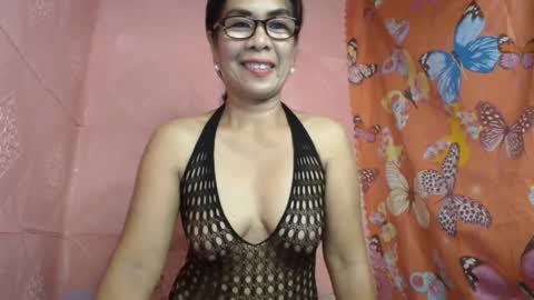 Snapshot of fuckinghairy49 chatting on December 17, 2024, 6:24 am mariposa online show from December 17, 2024, 6:24 am