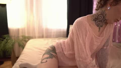 Eva         all my links   online show from March 15, 2026, 10:21 am