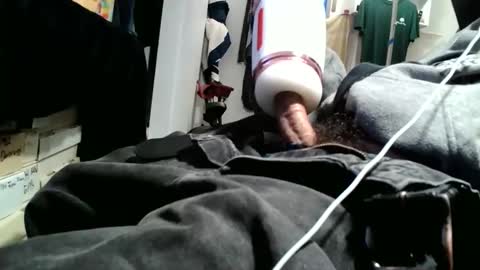 Snapshot of fuckmeallday1975 chatting on February 17, 2026, 7:05 am fuckmeallday1975 online show from February 17, 2026, 7:05 am