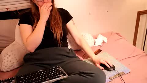 Snapshot of fuckmypussyplz1 chatting on February 26, 2026, 11:20 am fuckmypussyplz1 online show from February 26, 2026, 11:20 am