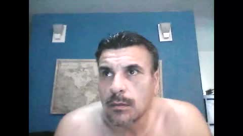 fuego1ento22 online show from September 17, 2025, 12:23 am