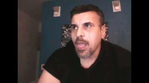 fuego1ento22 online show from April 20, 2026, 9:16 pm