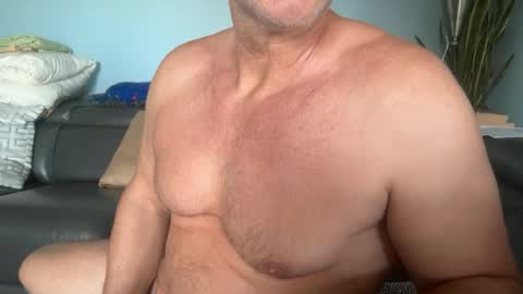 Gregorio online show from August 1, 2026, 2:33 am