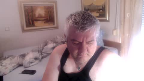 Snapshot of fukingcrazy chatting on April 16, 2026, 7:31 am fukingcrazy online show from April 16, 2026, 7:31 am