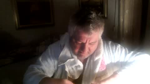 Snapshot of fukingcrazy chatting on April 19, 2026, 6:43 pm fukingcrazy online show from April 19, 2026, 6:43 pm