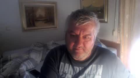 Snapshot of fukingcrazy chatting on April 25, 2026, 9:01 am fukingcrazy online show from April 25, 2026, 9:01 am