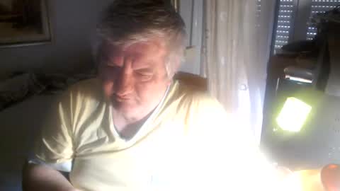 Snapshot of fukingcrazy chatting on May 23, 2026, 7:02 am fukingcrazy online show from May 23, 2026, 7:02 am