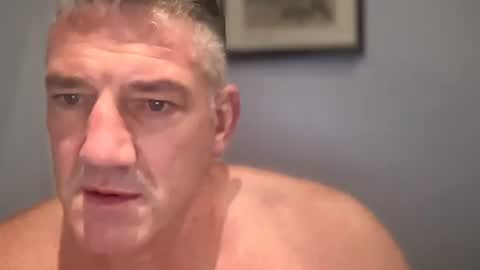 Snapshot of fullback_15 chatting on October 12, 2025, 3:22 pm fullback_15 online show from October 12, 2025, 3:22 pm