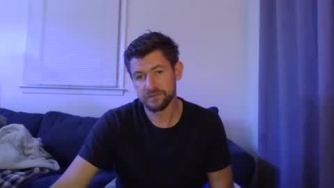 Snapshot of fun2cum2x chatting on December 11, 2024, 1:37 am fun2cum2x online show from December 11, 2024, 1:37 am