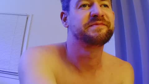 Snapshot of fun2cum2x chatting on January 9, 2025, 2:43 am fun2cum2x online show from January 9, 2025, 2:43 am