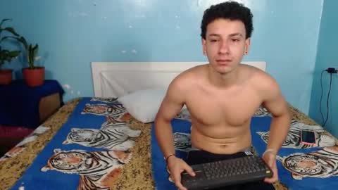 fun_and_horny_ online show from September 28, 2025, 11:26 am