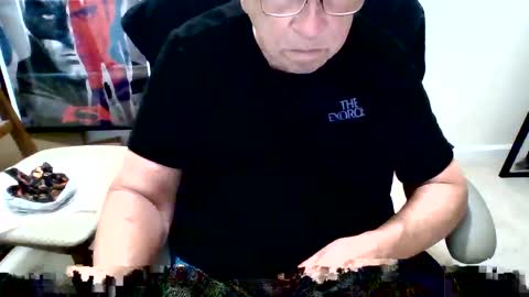 Snapshot of funclemike chatting on September 13, 2025, 8:52 pm funclemike online show from September 13, 2025, 8:52 pm