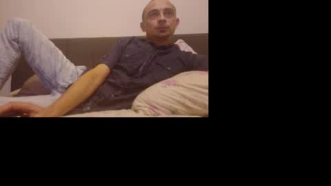 FunkyMoonkey online show from November 1, 2025, 3:47 pm