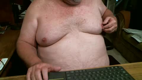 Snapshot of funlovinchub chatting on January 4, 2025, 5:05 pm funlovinchub online show from January 4, 2025, 5:05 pm