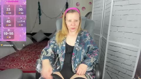 Snapshot of funny_bunny4 chatting on January 13, 2025, 9:42 pm funny_bunny4 online show from January 13, 2025, 9:42 pm