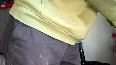 Italian men online show from November 9, 2025, 7:50 am