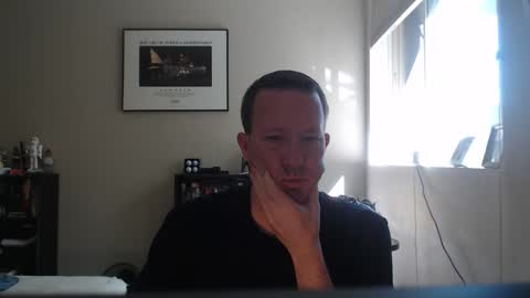 Snapshot of funplaytimesayhello chatting on April 26, 2026, 8:39 pm Hello online show from April 26, 2026, 8:39 pm