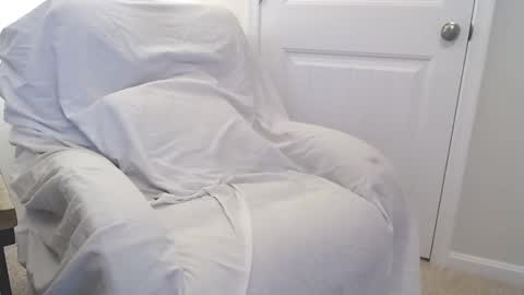 furring online show from November 15, 2025, 1:07 pm