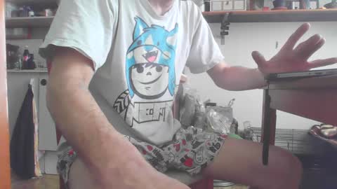 Snapshot of furtaky00 chatting on February 15, 2025, 12:33 pm furtaky00 online show from February 15, 2025, 12:33 pm