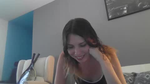 Fushia online show from April 7, 2026, 11:59 pm