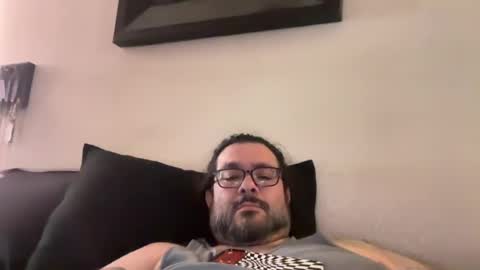 Snapshot of fvguru chatting on July 11, 2026, 4:43 pm TatdDaddy online show from July 11, 2026, 4:43 pm