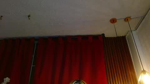 FIRE AND FOX online show from April 7, 2026, 8:31 pm