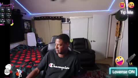 Snapshot of fyrecontrol chatting on November 17, 2025, 1:33 am seldom seen online show from November 17, 2025, 1:33 am